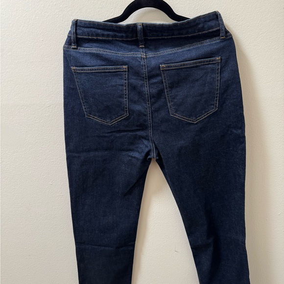 Women's Classic Indigo Straight Leg Jeans - Picture 5 of 5